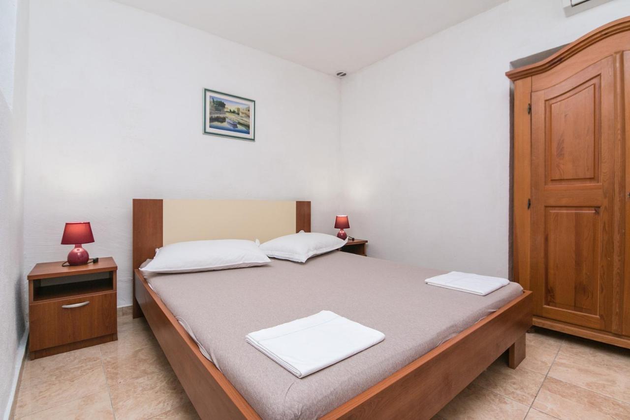 Apartments With A Parking Space Baska Voda, Makarska - 6773 Baška Voda Exterior foto